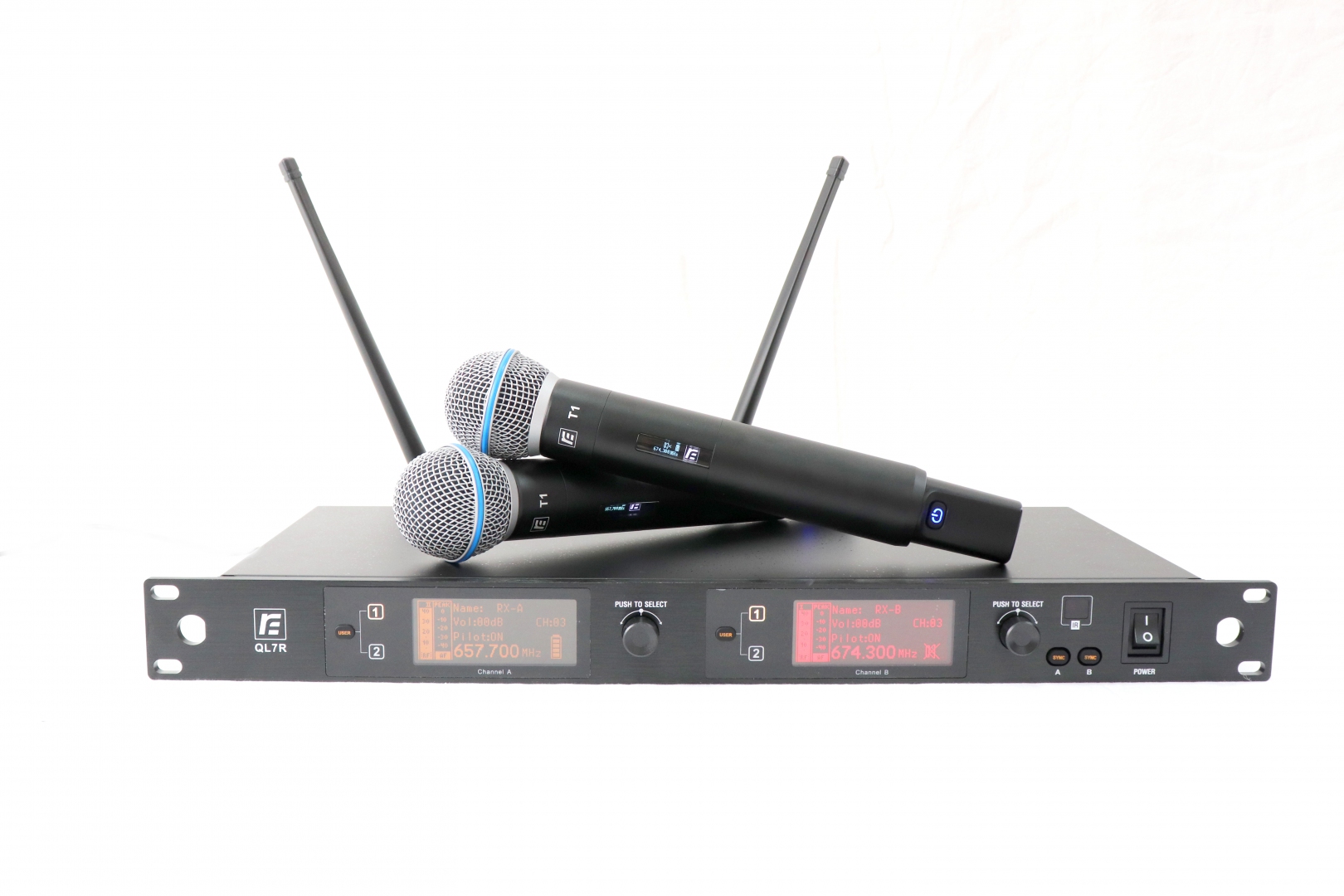 RFIntell QL7R/T1-A 651,800-683,400 МГц 2-канальная радиосистема с 2-мя ручными микрофонами в Междуреченске